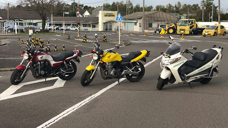 教習バイク